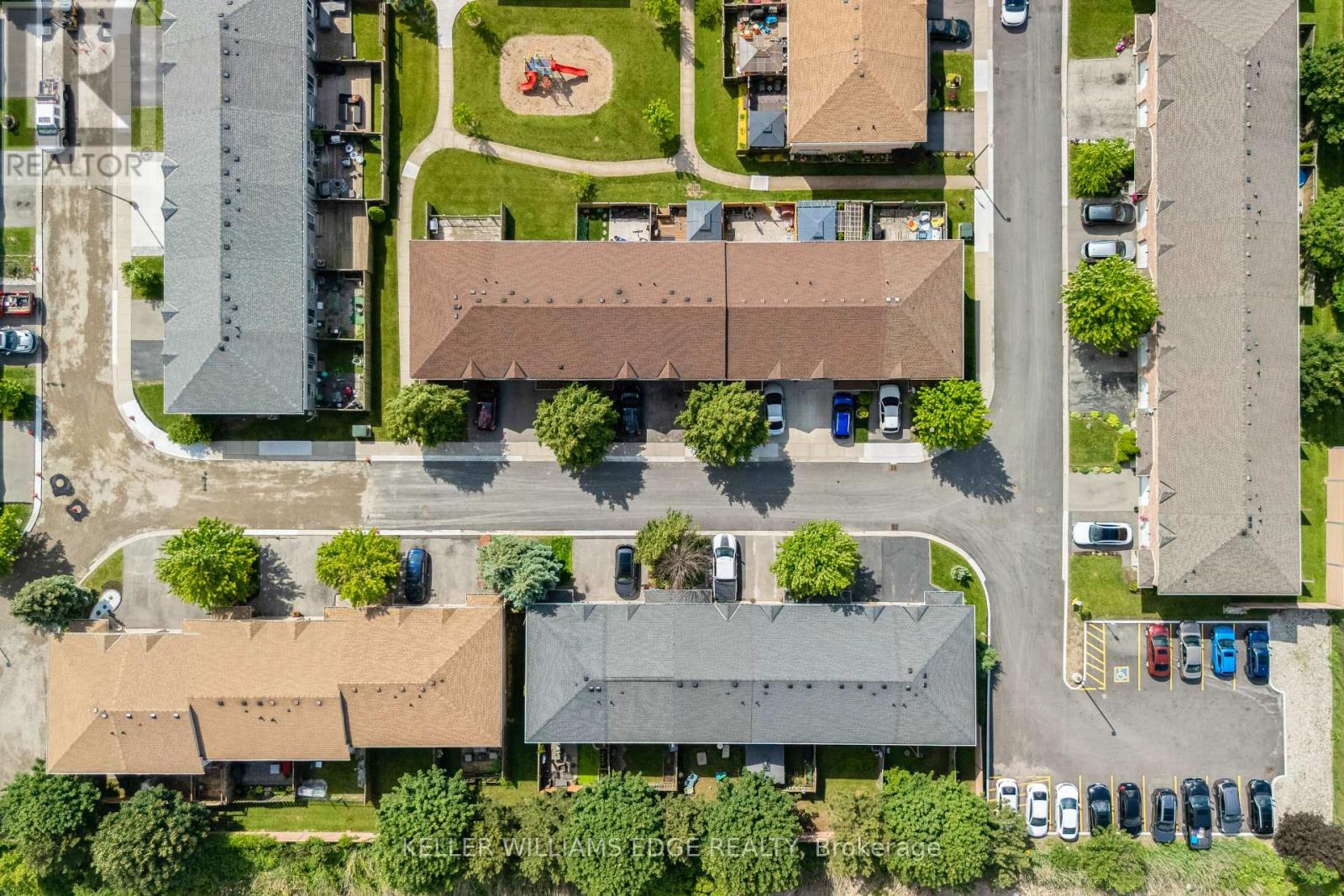 35 - 39 PINEWOODS DRIVE, Hamilton, Ontario