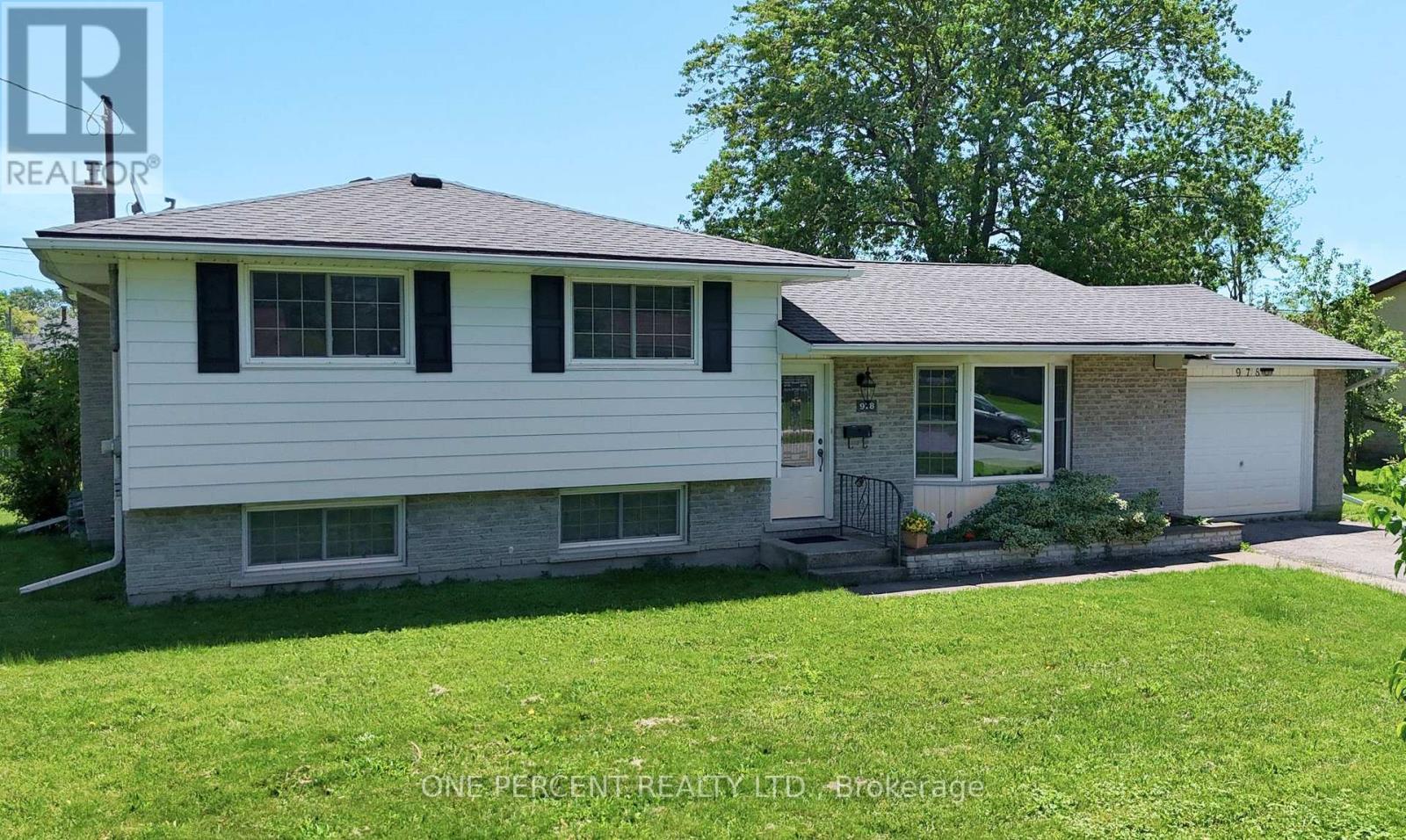 978 FERNDALE AVENUE, Fort Erie, Ontario