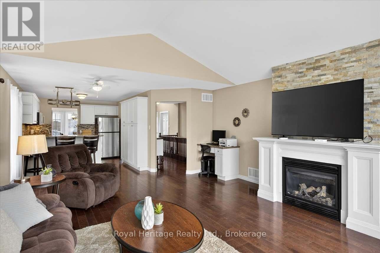 2 Liam Street, Kawartha Lakes, Ontario  K9V 0J3 - Photo 16 - X13437440