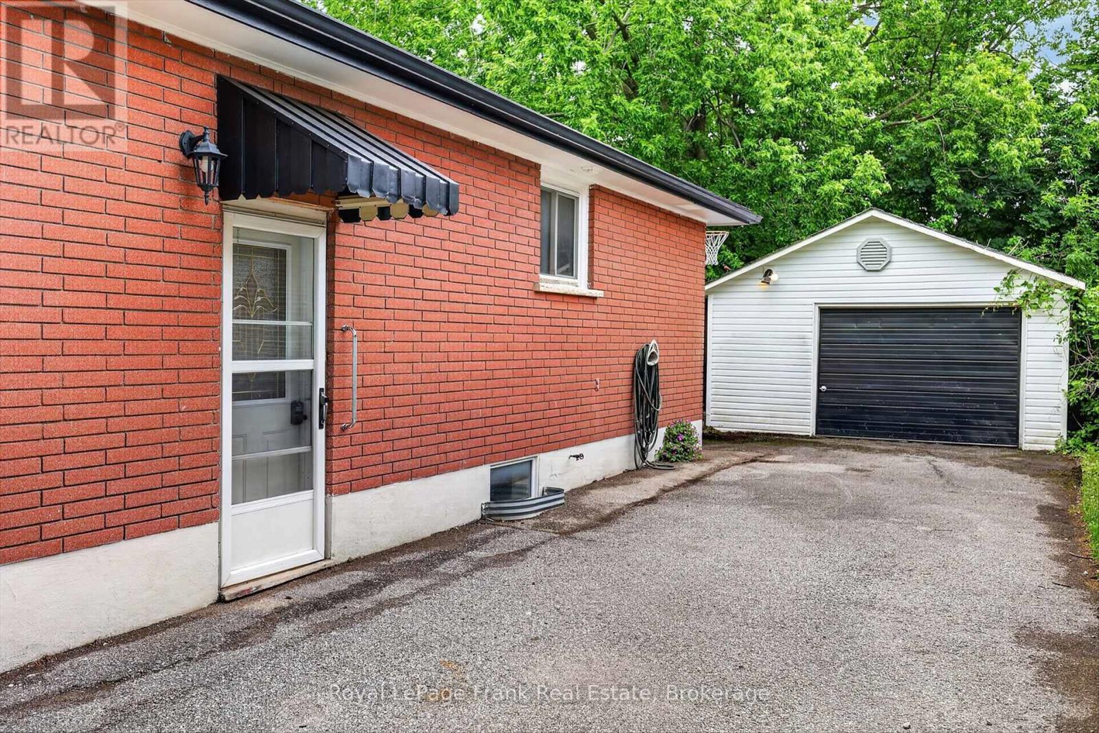 489 Raymond Street, Peterborough, Ontario  K9H 5M7 - Photo 37 - X13437632