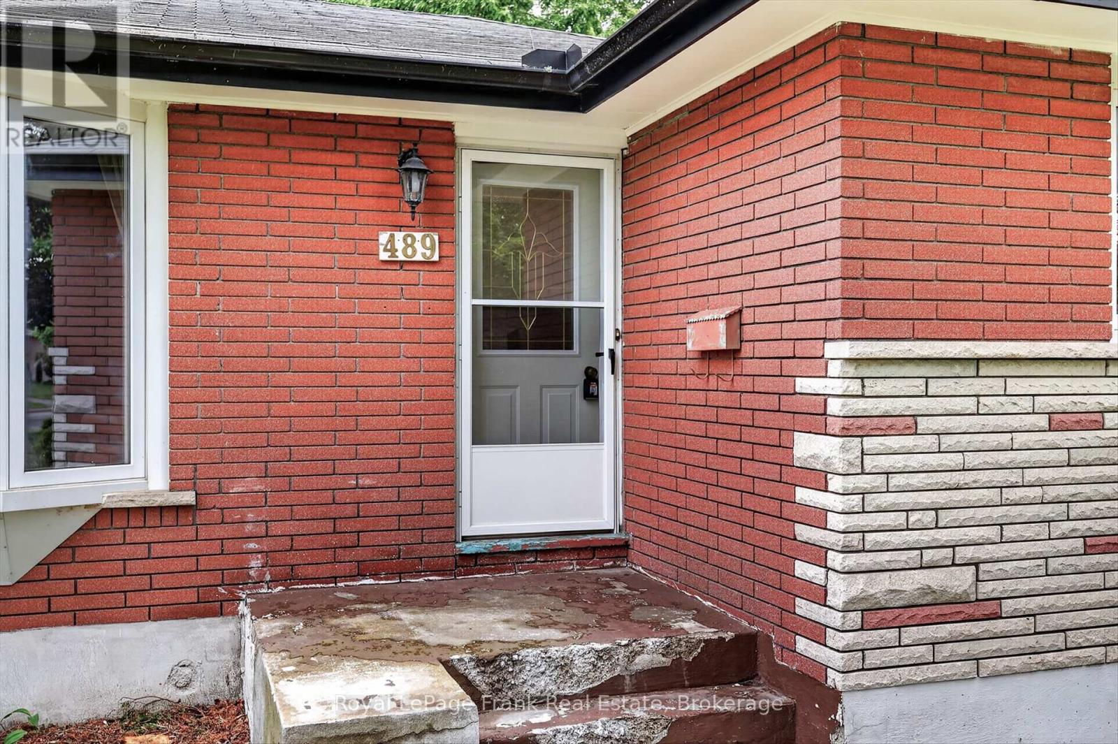 489 Raymond Street, Peterborough, Ontario  K9H 5M7 - Photo 5 - X13437632