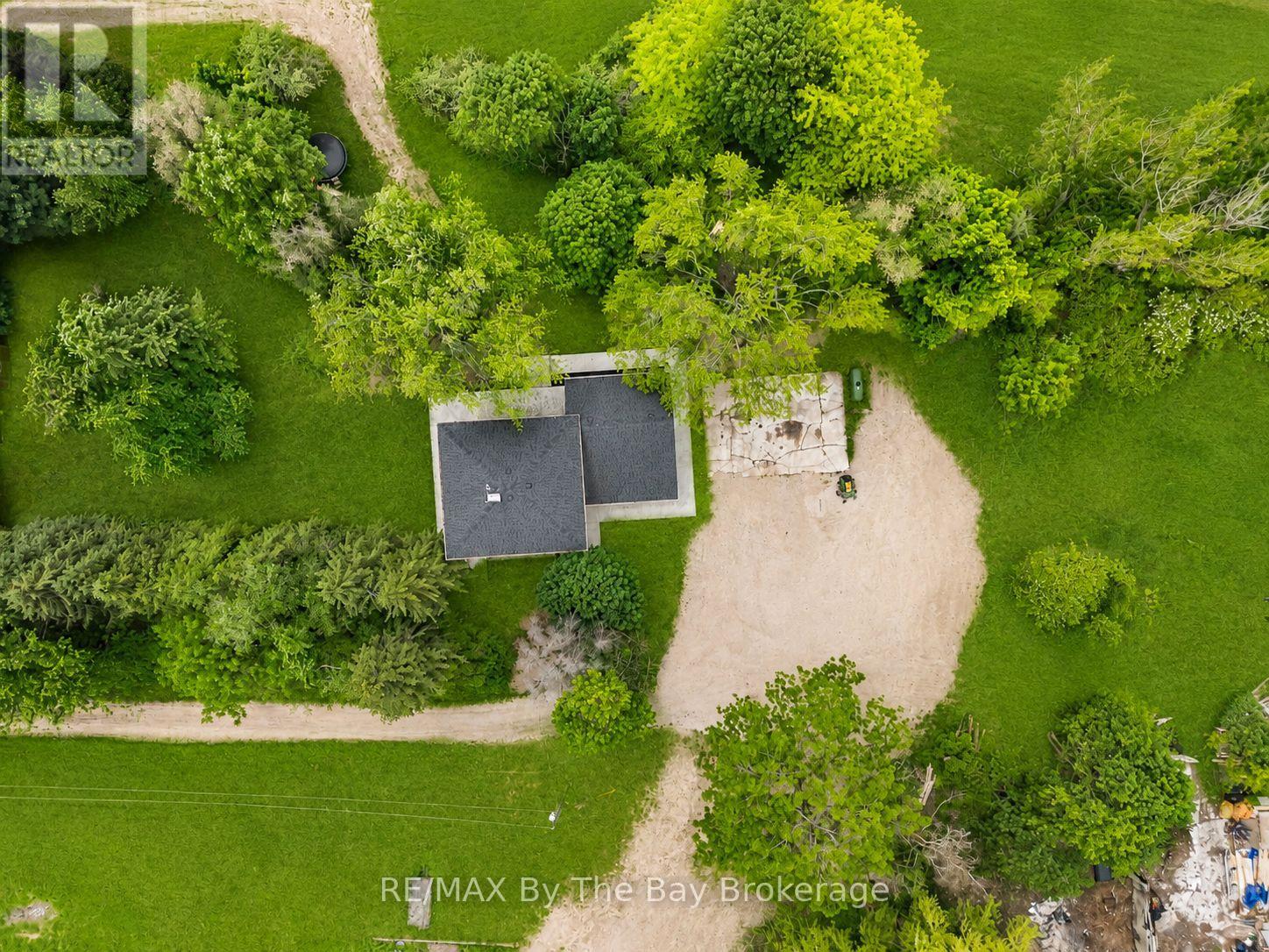 6358 Sunnidale Concession 5 Road, Clearview, Ontario  L0M 1N0 - Photo 44 - S13437430