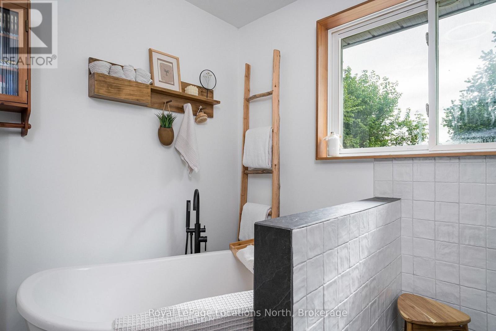 46 Townley Street, Clearview, Ontario L0M 1P0 - Photo 26 - S13437780