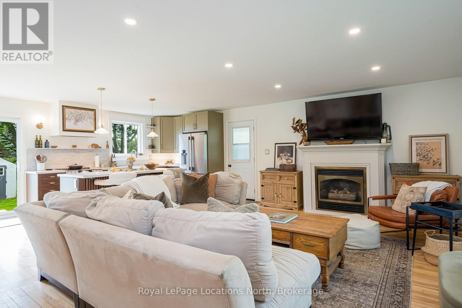 46 Townley Street, Clearview, Ontario L0M 1P0 - Photo 6 - S13437780