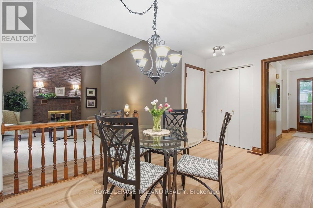 183 Farmington Way, London South, Ontario  N6K 3N7 - Photo 14 - X13437484