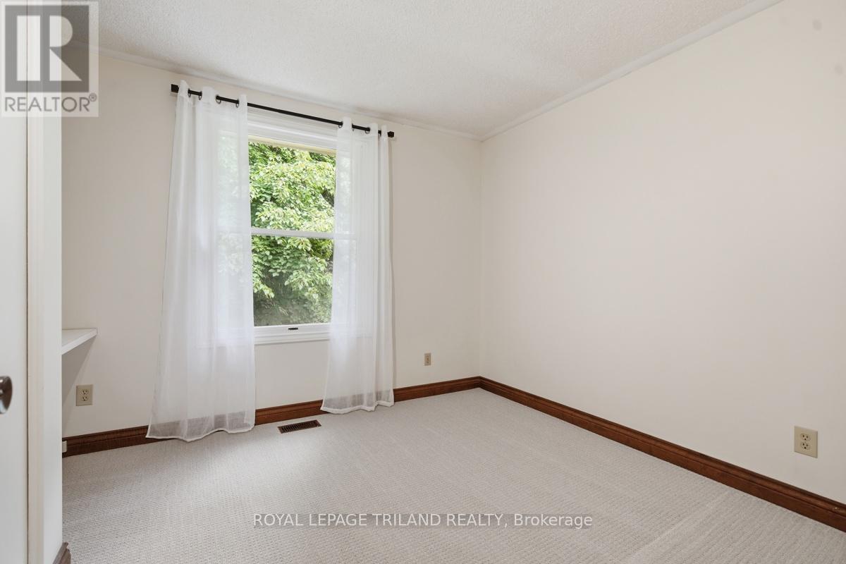 183 Farmington Way, London South, Ontario  N6K 3N7 - Photo 25 - X13437484