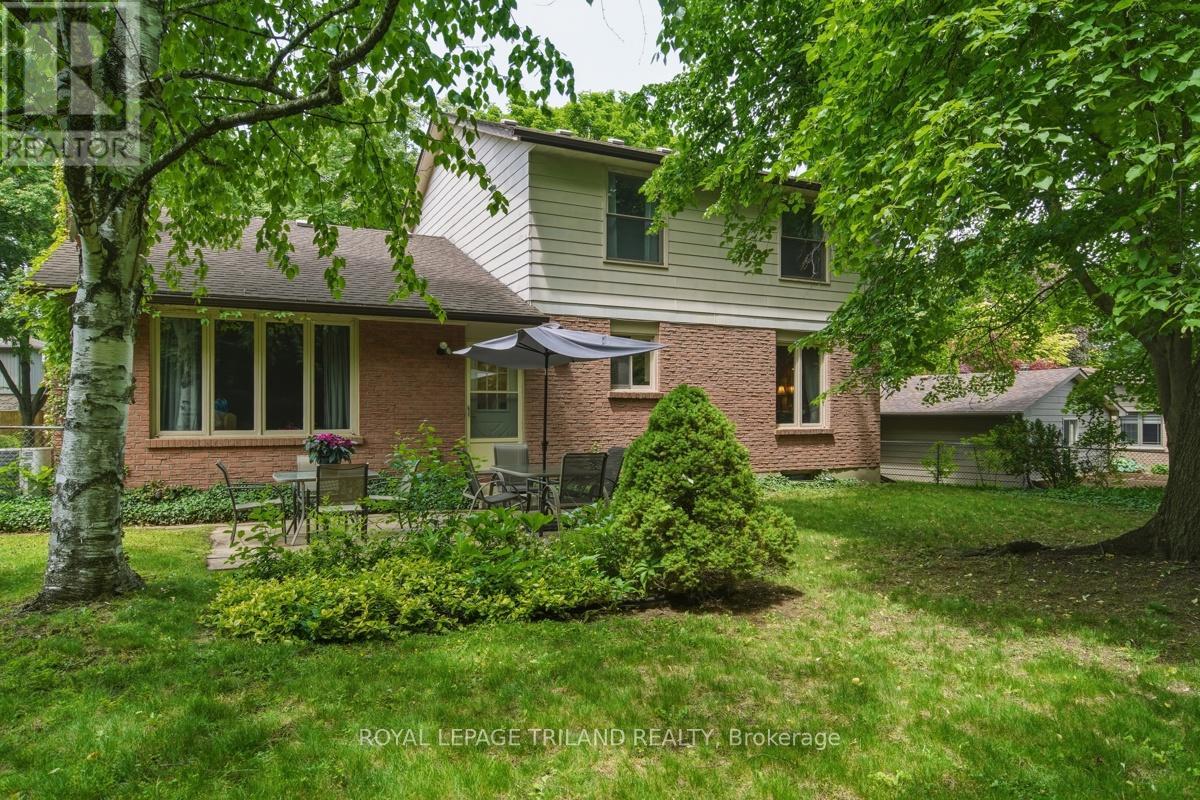 183 Farmington Way, London South, Ontario  N6K 3N7 - Photo 36 - X13437484