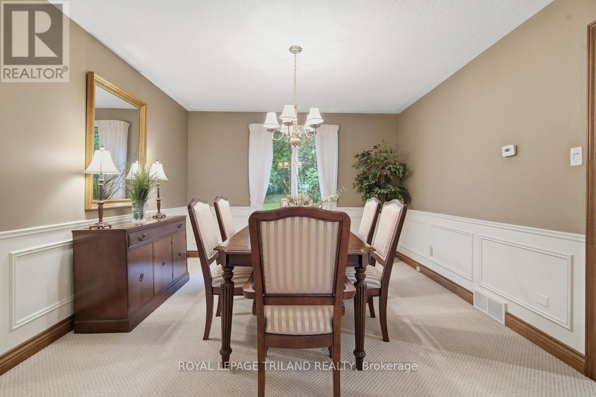 183 Farmington Way, London South, Ontario  N6K 3N7 - Photo 8 - X13437484