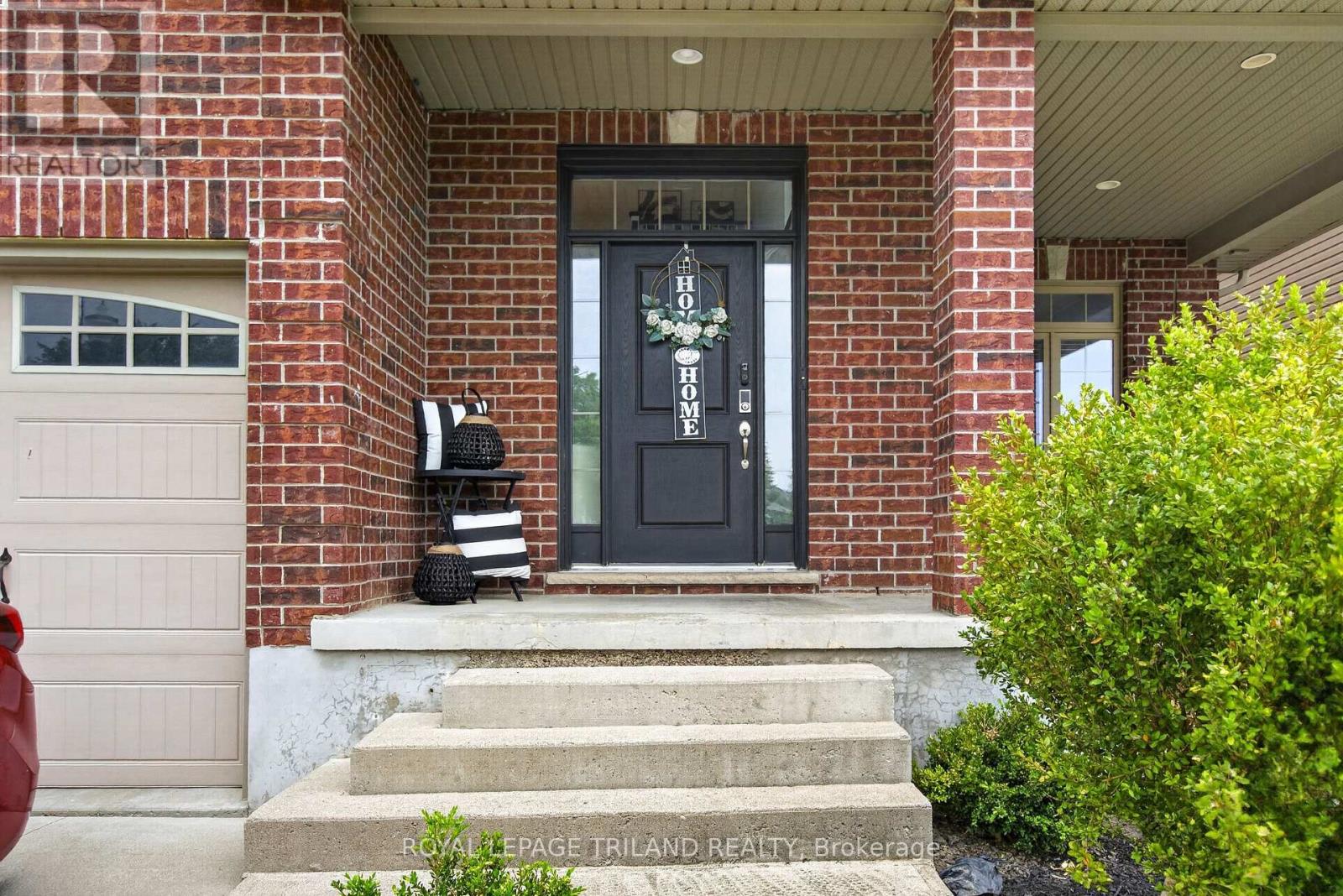 656 Redtail Trail, London North, Ontario  N6H 5X7 - Photo 3 - X13437670