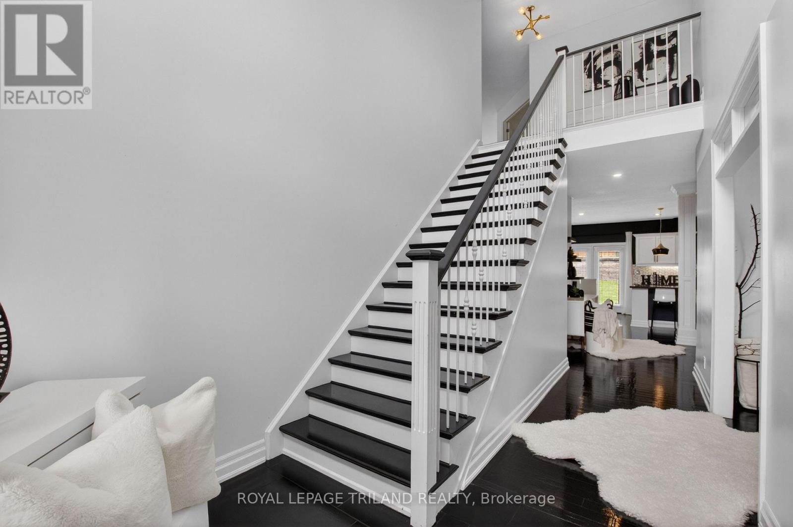 656 Redtail Trail, London North, Ontario  N6H 5X7 - Photo 5 - X13437670