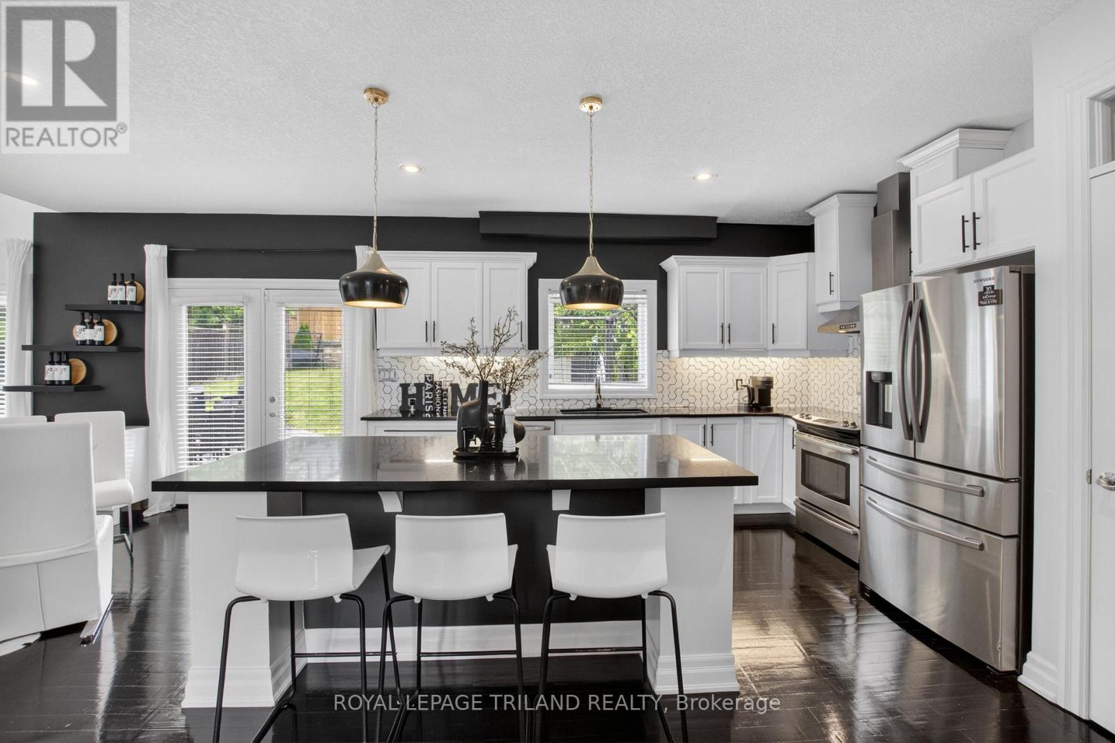 656 Redtail Trail, London North, Ontario  N6H 5X7 - Photo 6 - X13437670