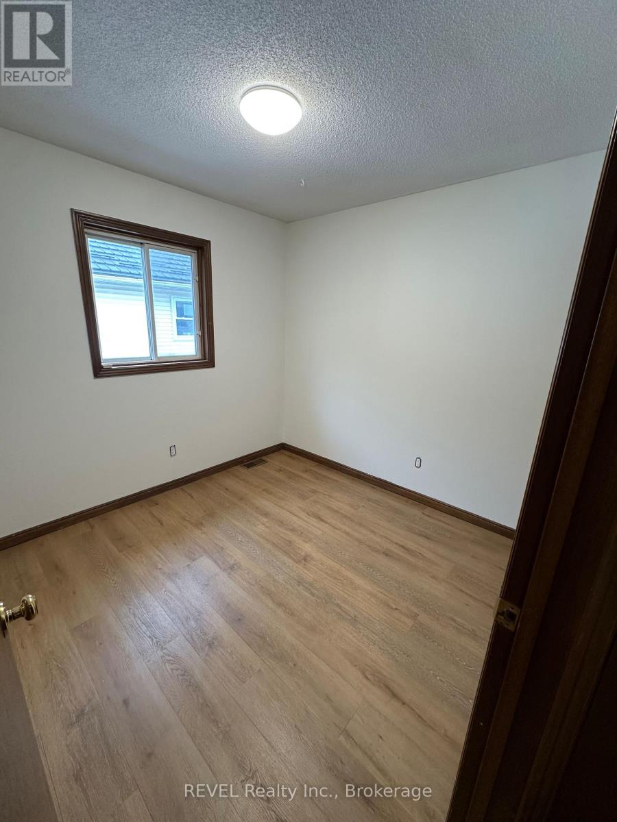 1 - 1372 Haist Street, Pelham, Ontario  L0S 1M0 - Photo 6 - X12877788
