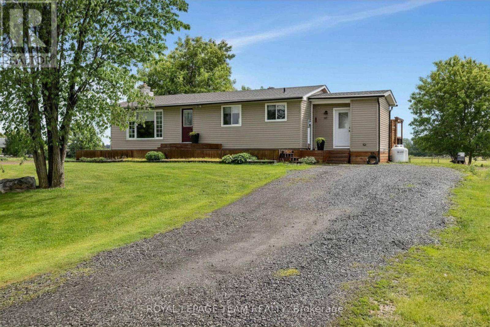 3217 Woodkilton Road, Ottawa, Ontario  K0A 1T0 - Photo 2 - X13437706