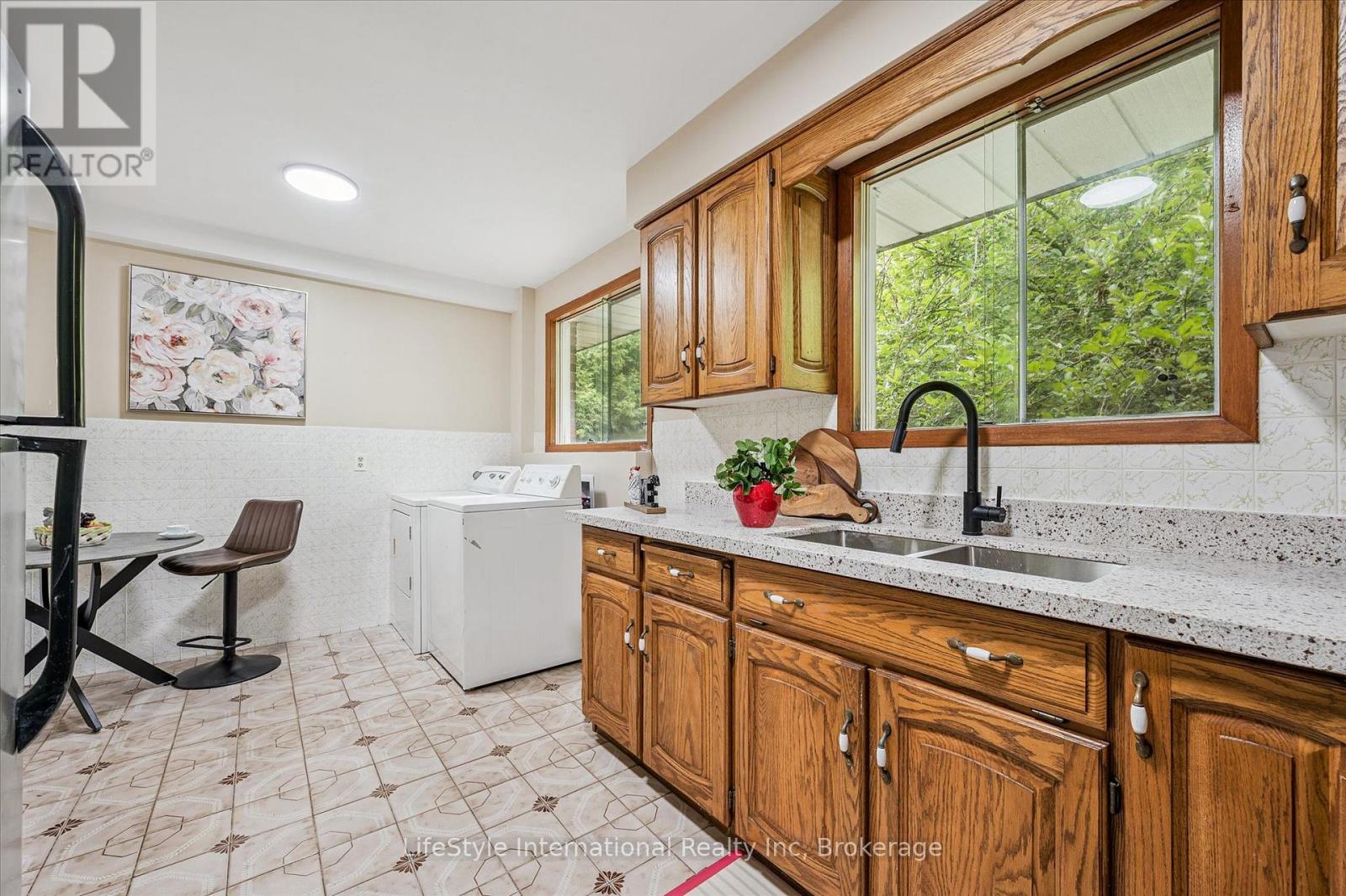 113 Applewood Crescent, Guelph, Ontario  N1H 6B3 - Photo 13 - X13437690