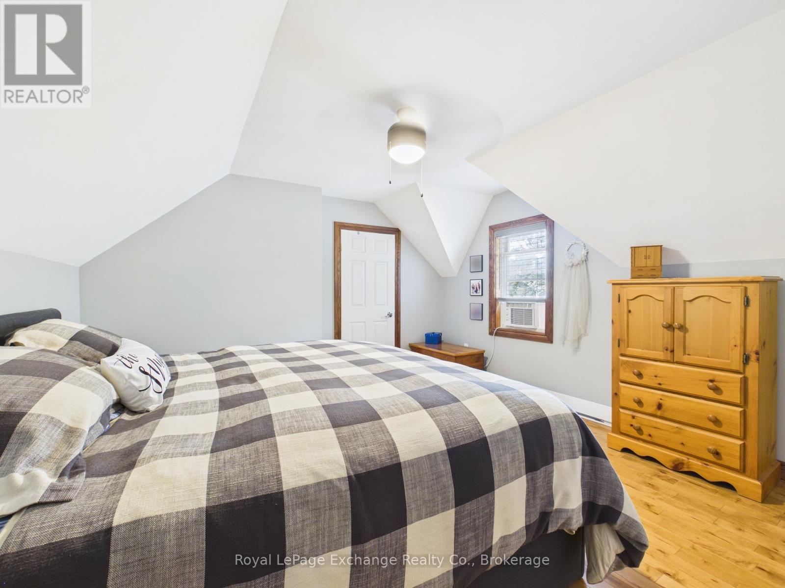 38 Whitechurch Street, Huron-Kinloss, Ontario  N0G 2W0 - Photo 17 - X13437716