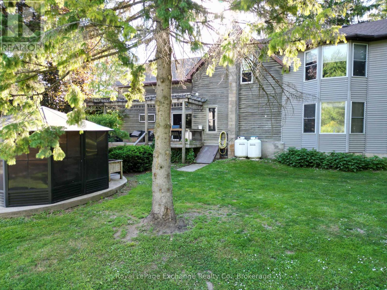 38 Whitechurch Street, Huron-Kinloss, Ontario  N0G 2W0 - Photo 34 - X13437716