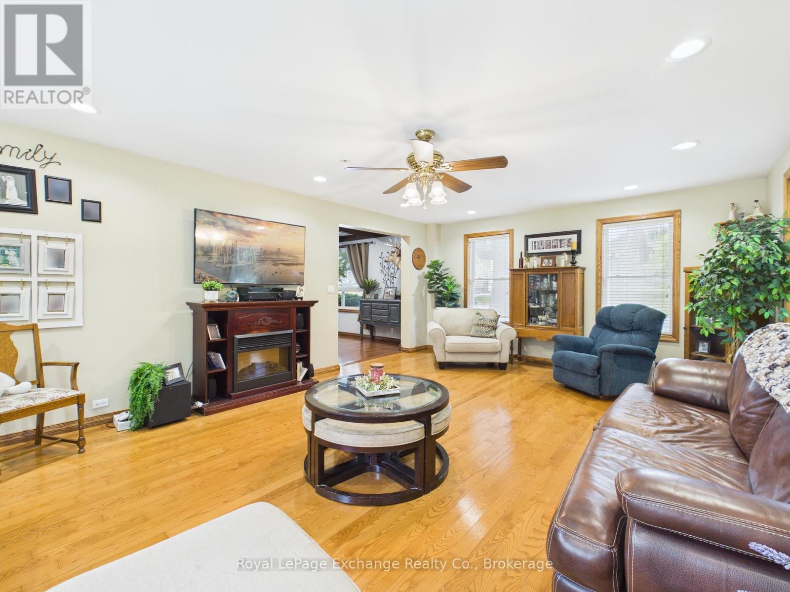 38 Whitechurch Street, Huron-Kinloss, Ontario  N0G 2W0 - Photo 6 - X13437716