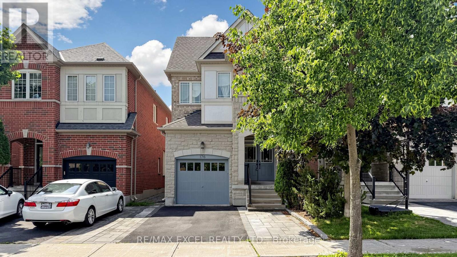 176 Sir Sanford Fleming Way, Vaughan (Patterson), Ontario  L6A 0V4 - Photo 2 - N13432298