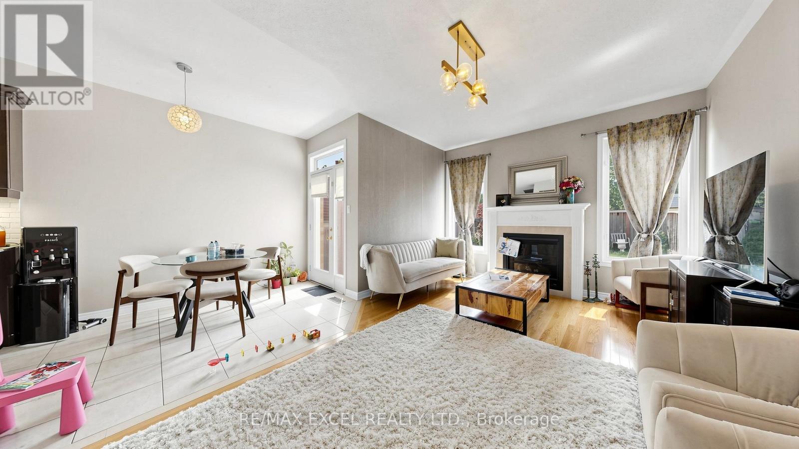 176 Sir Sanford Fleming Way, Vaughan (Patterson), Ontario  L6A 0V4 - Photo 4 - N13432298