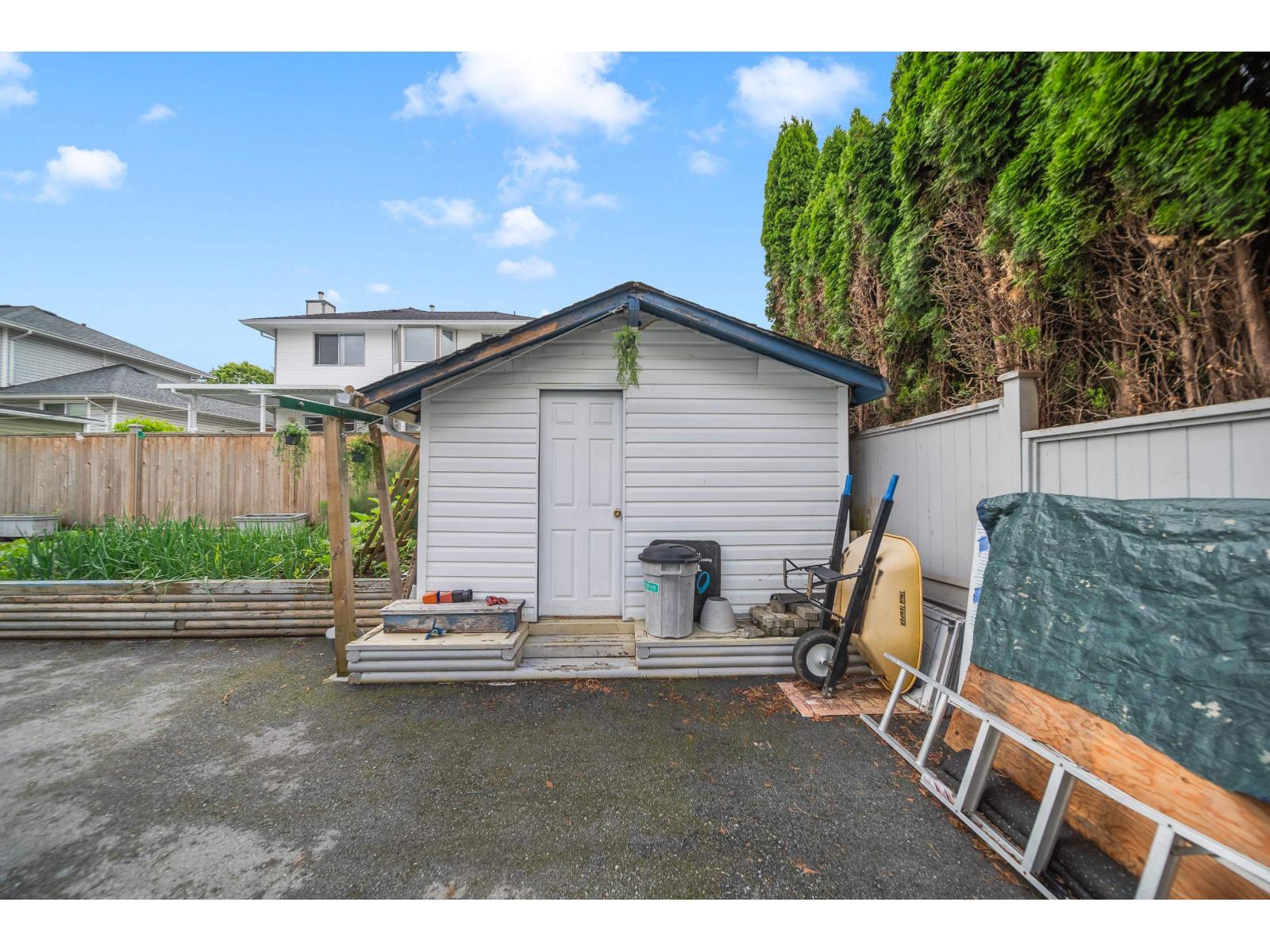 Listing image 33