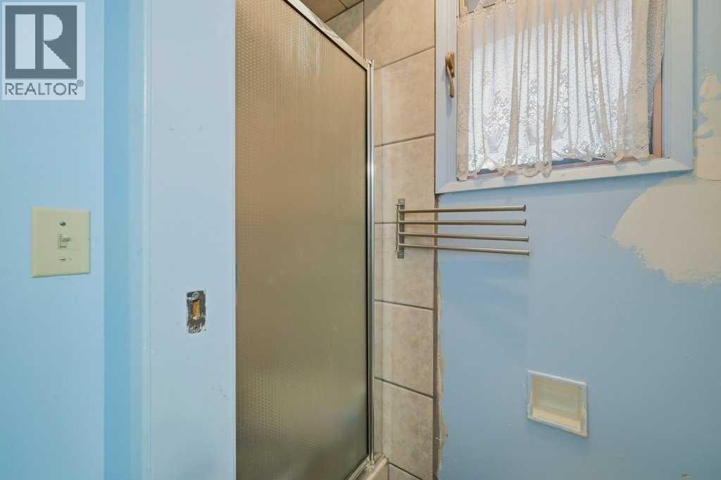 9824 19 Street Sw, Calgary, Alberta  T2V 4C3 - Photo 24 - A2317213