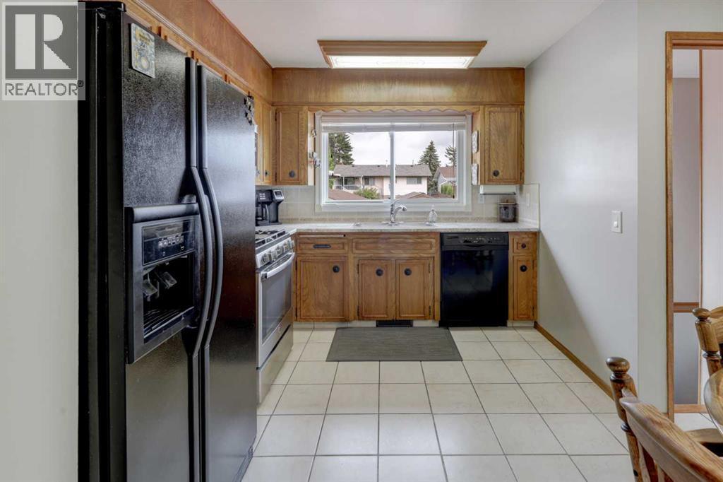 3444 Temple Way Ne, Calgary, Alberta  T1Y 3B7 - Photo 6 - A2317581