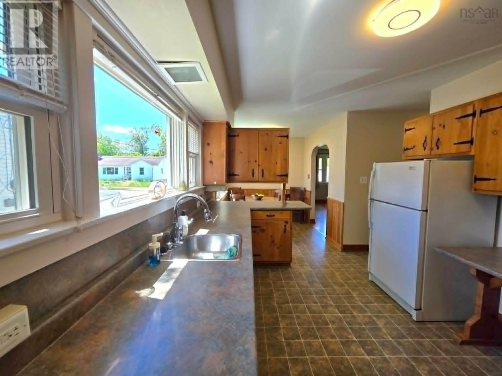 61 Laurie Street, Truro, Nova Scotia B2N 4S8 - Photo 14 - 202613742
