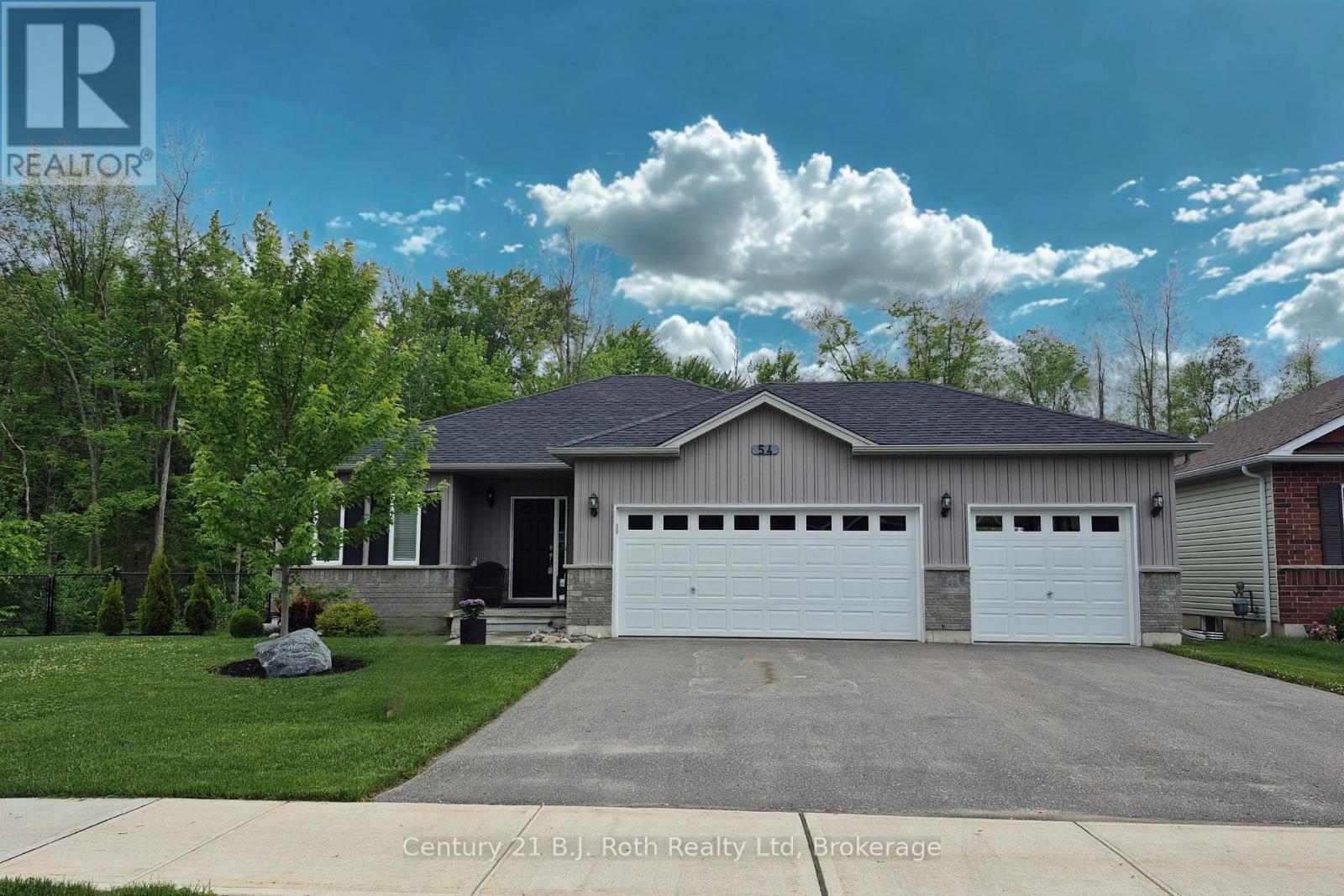 54 RALPH DALTON BOULEVARD, Tay, Ontario