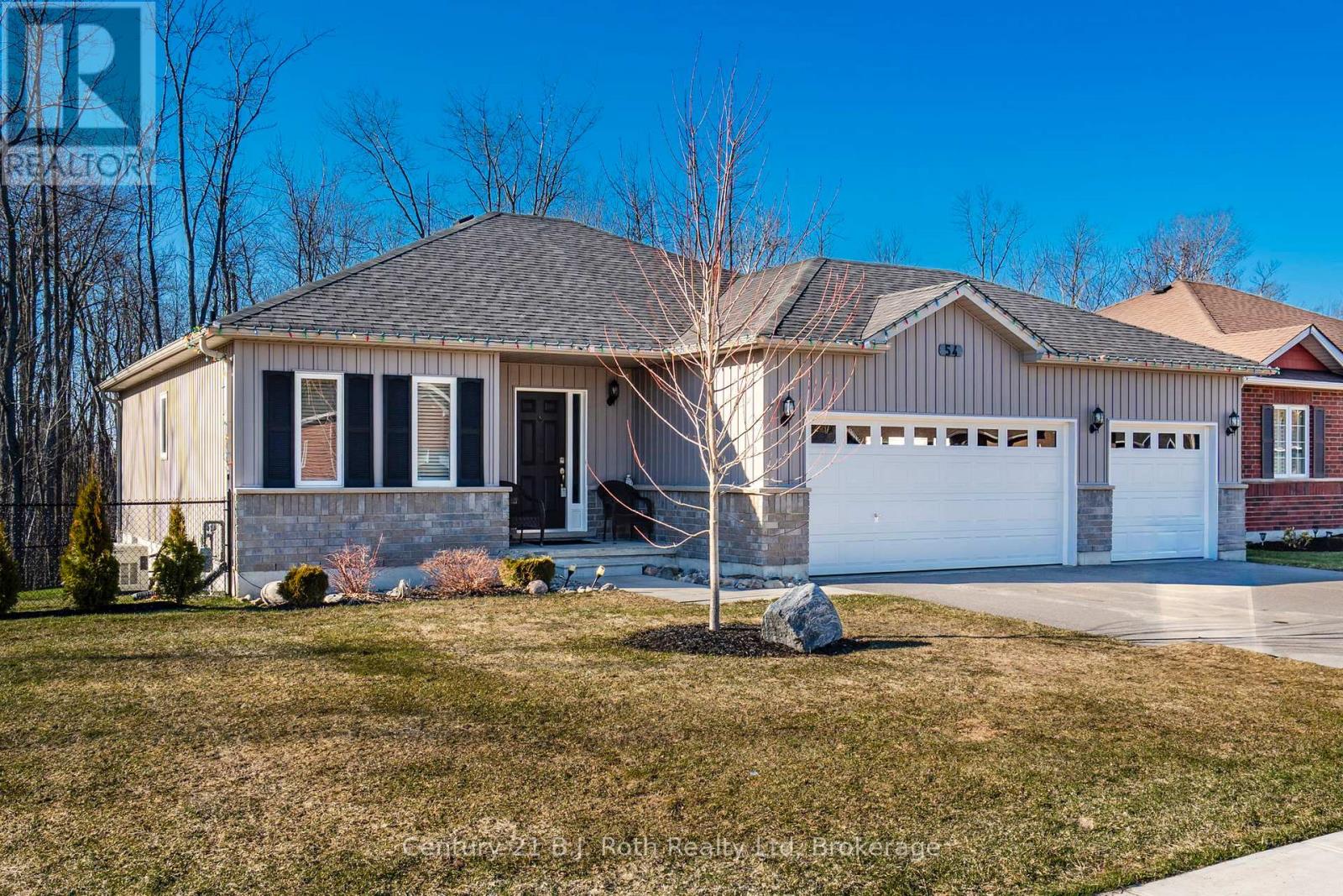 54 Ralph Dalton Boulevard, Tay, Ontario  L0K 2A0 - Photo 40 - S12903728