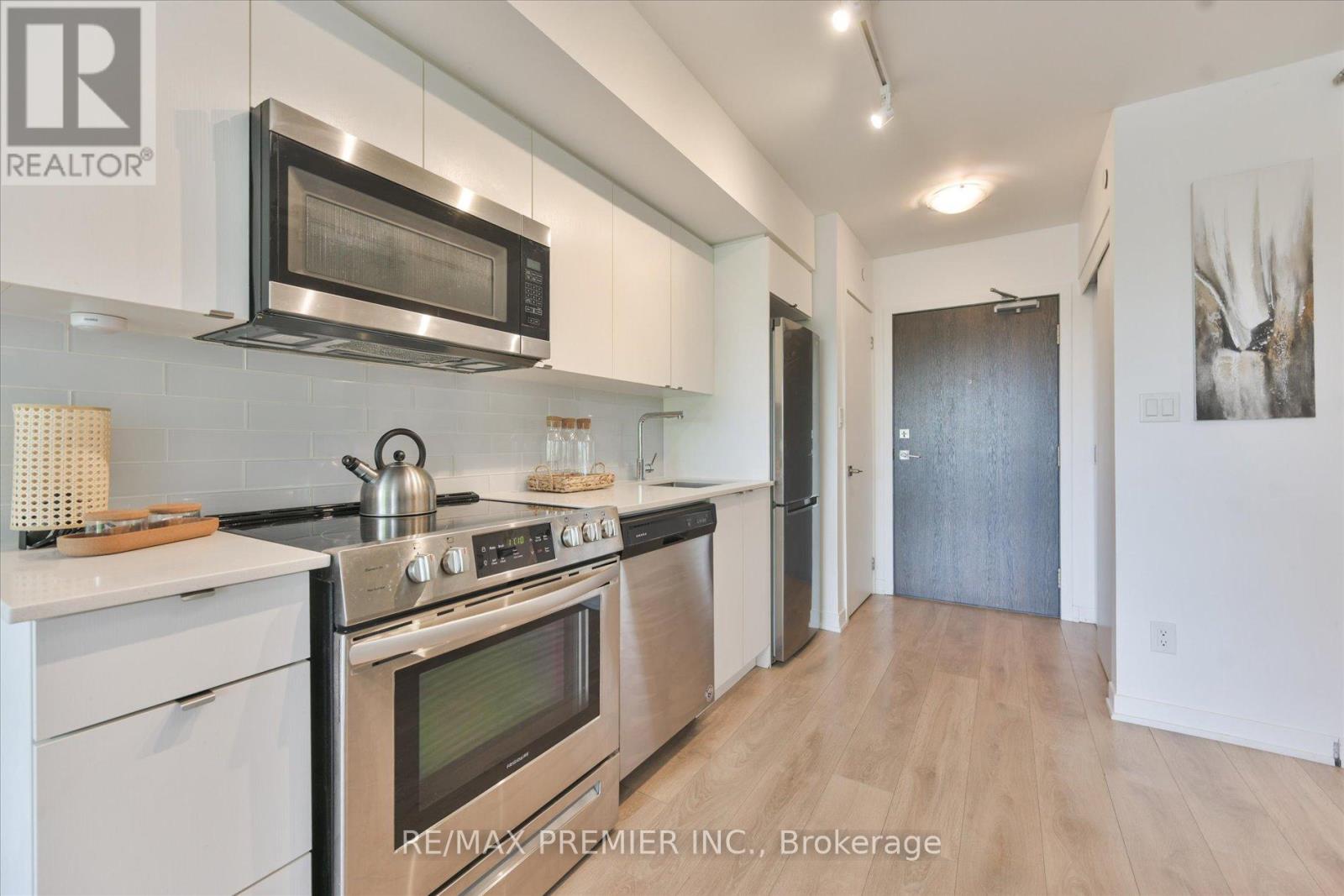 504 - 1401 O'connor Drive, Toronto, Ontario  M4B 2V5 - Photo 15 - E13431242