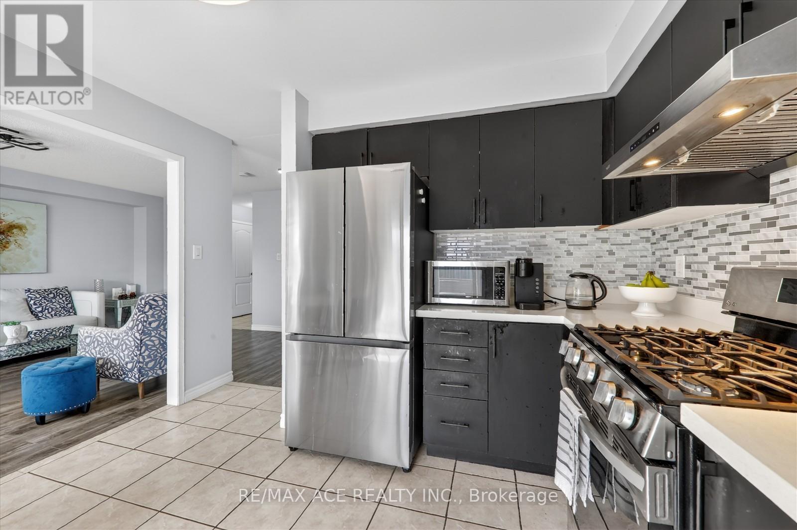 56 Unsworth Crescent, Ajax, Ontario  L1T 4X3 - Photo 13 - E13437480