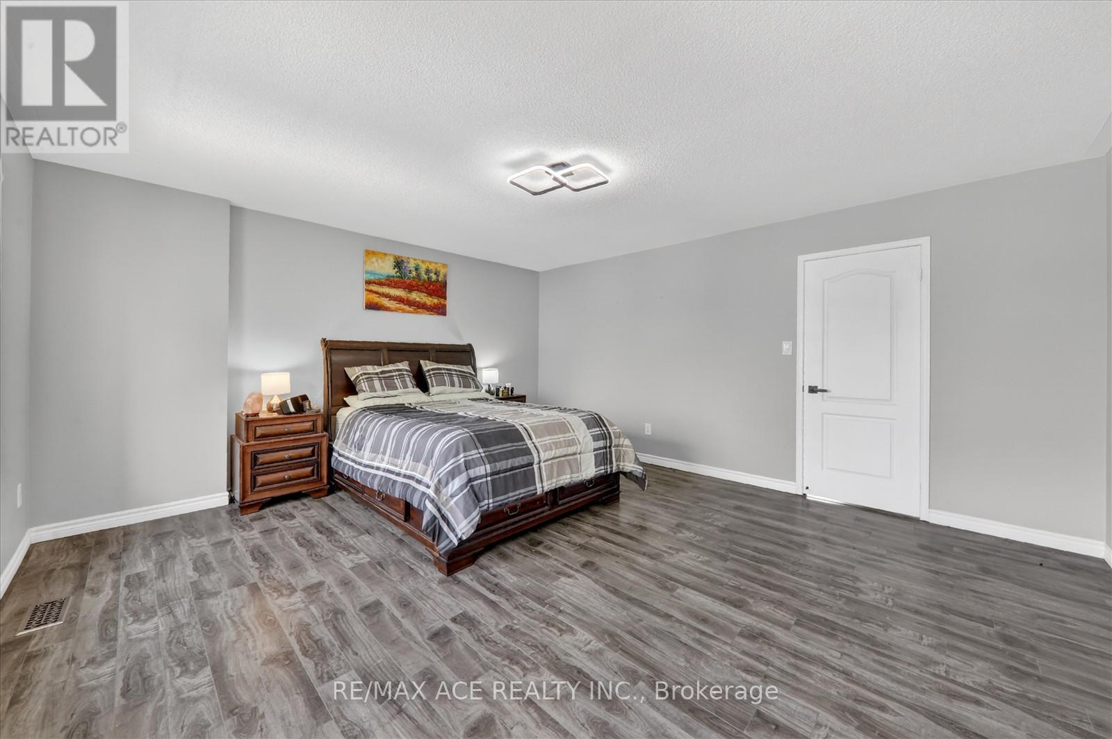 56 Unsworth Crescent, Ajax, Ontario  L1T 4X3 - Photo 20 - E13437480