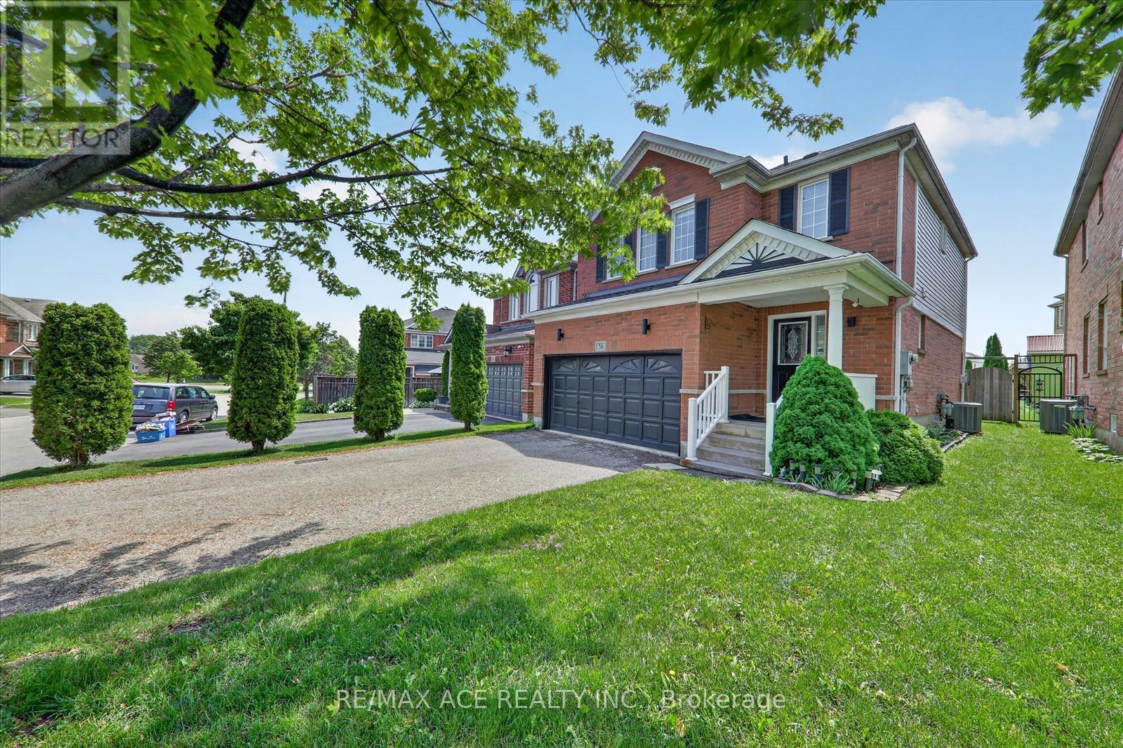 56 Unsworth Crescent, Ajax, Ontario  L1T 4X3 - Photo 3 - E13437480