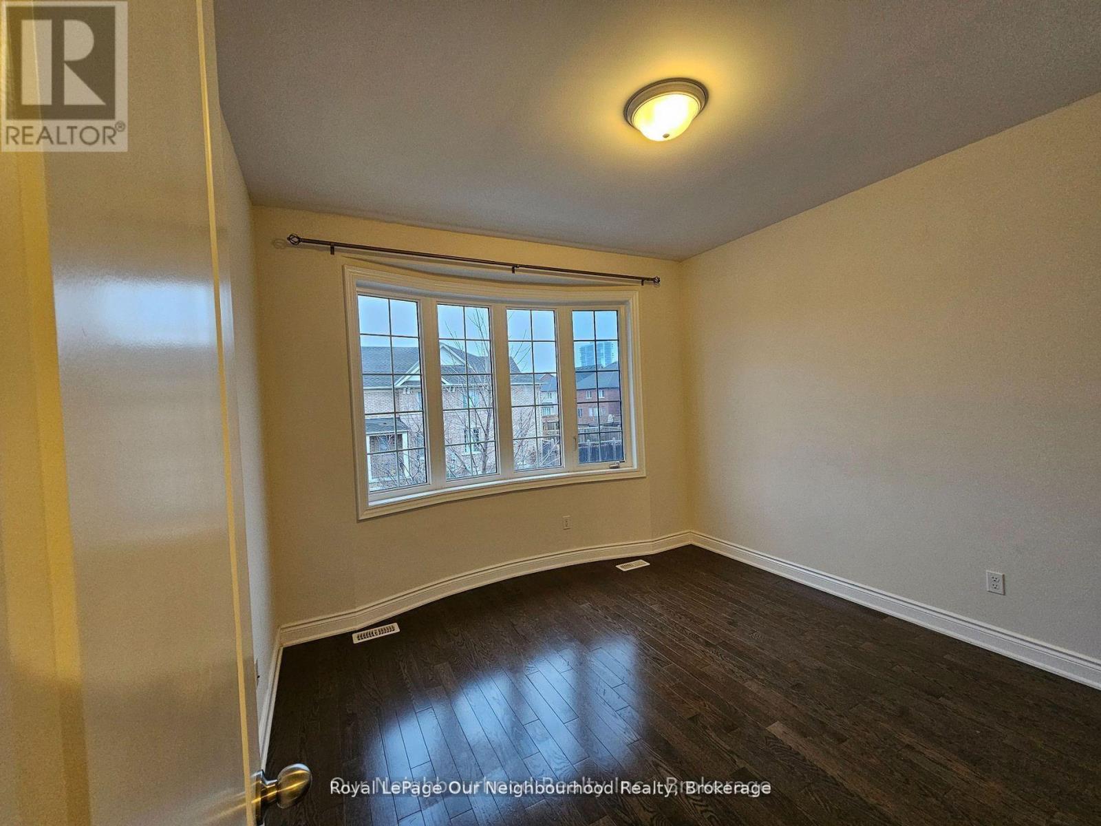 151 Presidial Avenue, Oshawa, Ontario  L1L 0H1 - Photo 12 - E13437652
