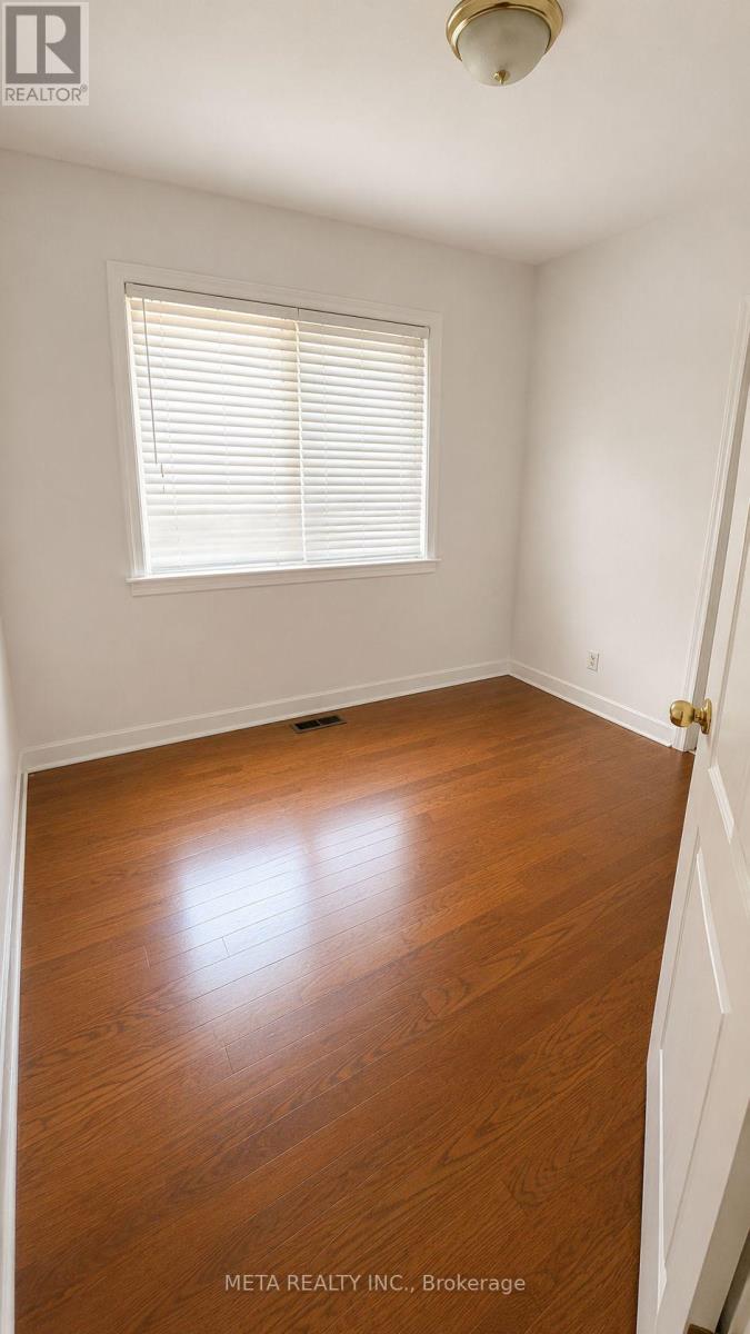 Main Floor - 540 Mccowan Road, Toronto, Ontario  M1J 1J8 - Photo 10 - E13437666