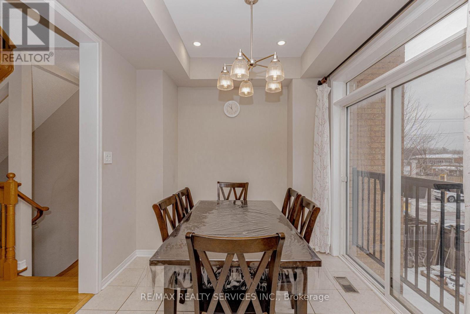 47 Curran Hall Crescent, Toronto, Ontario  M1G 0A1 - Photo 10 - E13437732
