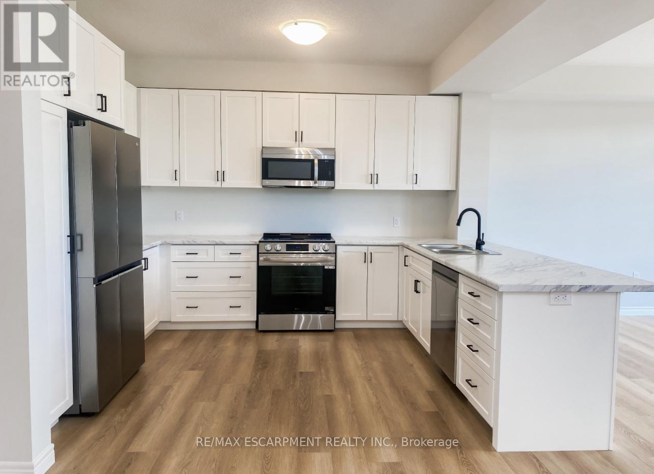 57 Lloyd Davies Way, Hamilton, Ontario  L0R 1C0 - Photo 4 - X12777124