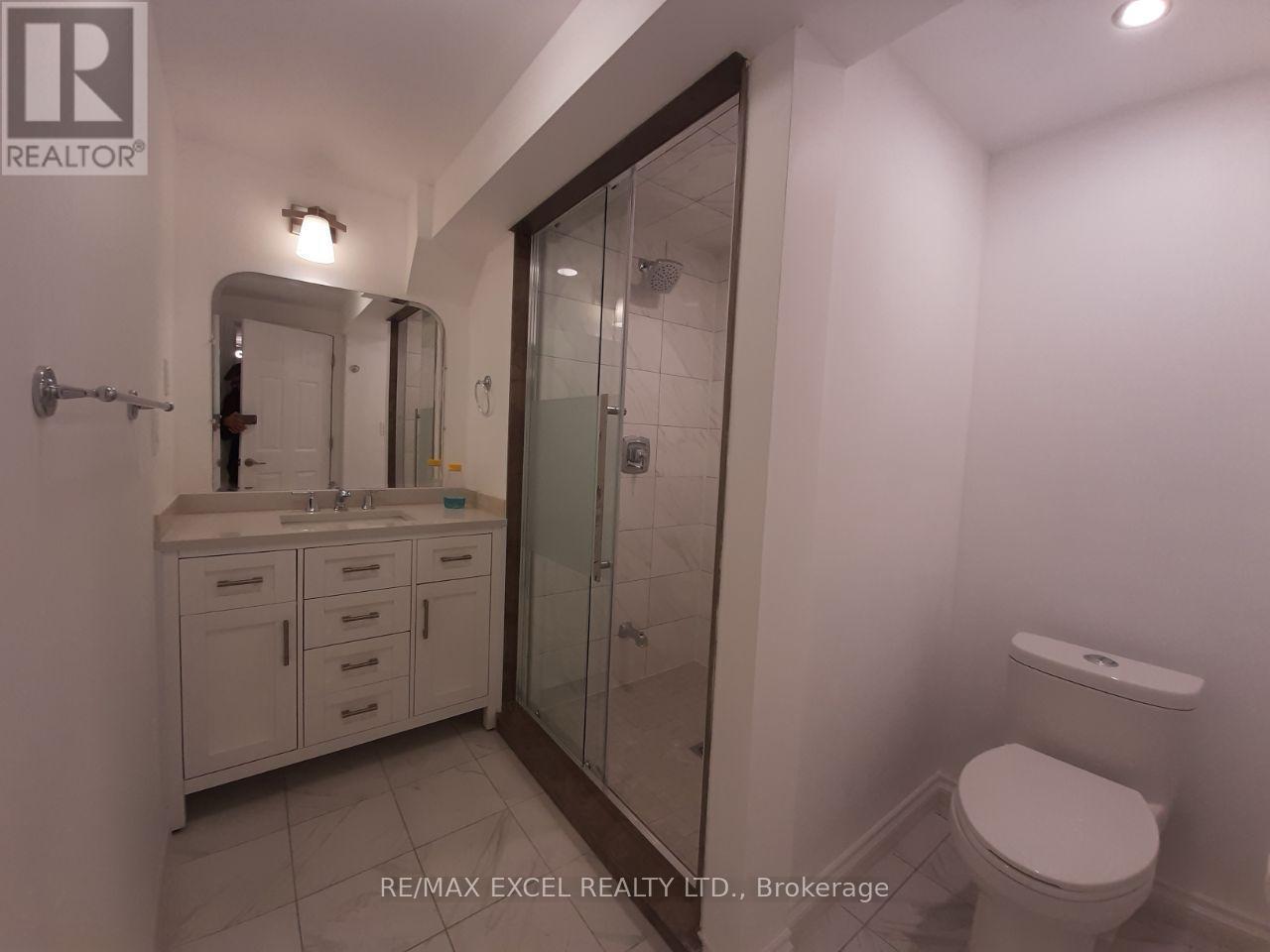 276 Degraaf Crescent, Aurora, Ontario  L4G 0X1 - Photo 9 - N13437774