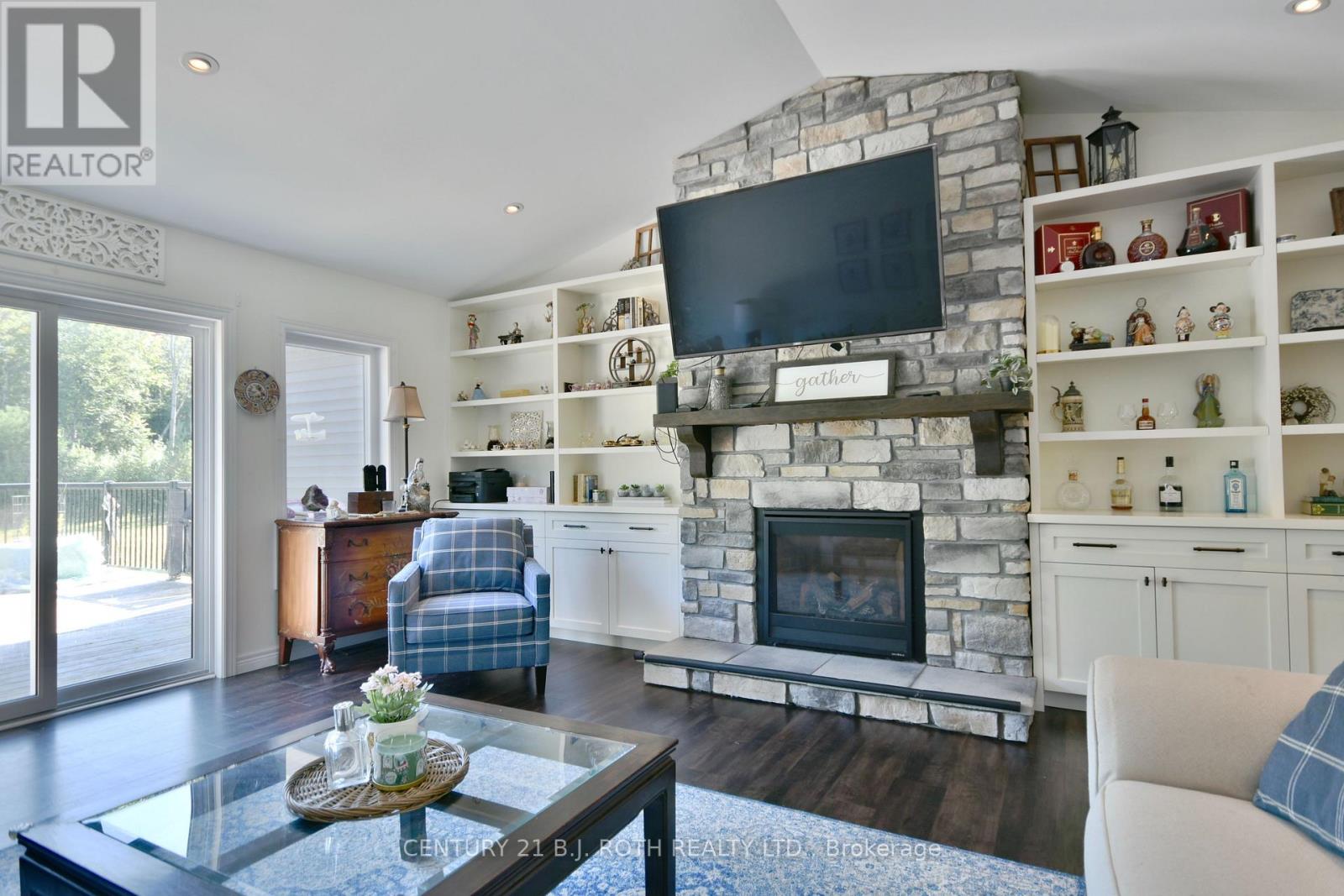 5 Gerus Road, Tiny, Ontario  L0L 2J0 - Photo 3 - S13437420