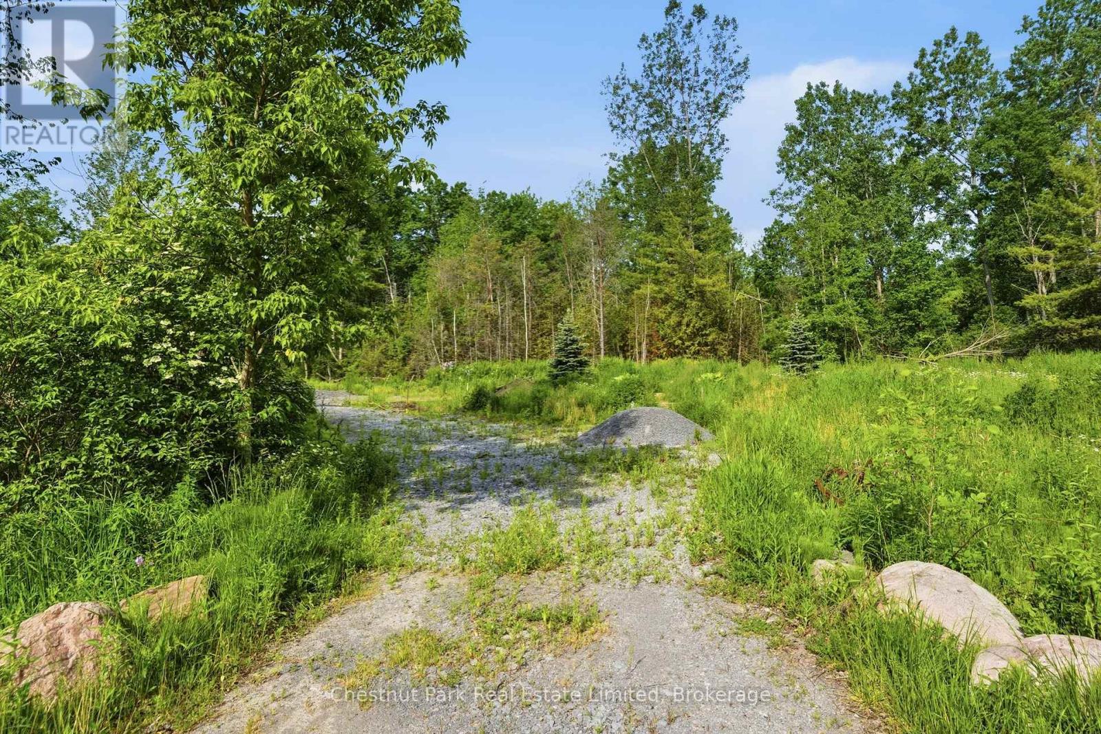 40 Whispering Woods Drive, Quinte West, Ontario K8V 5P7 - Photo 10 - X13437842