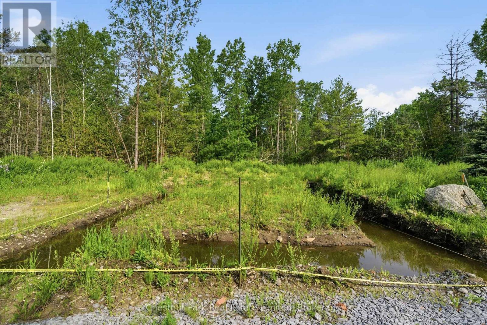 40 Whispering Woods Drive, Quinte West, Ontario K8V 5P7 - Photo 14 - X13437842