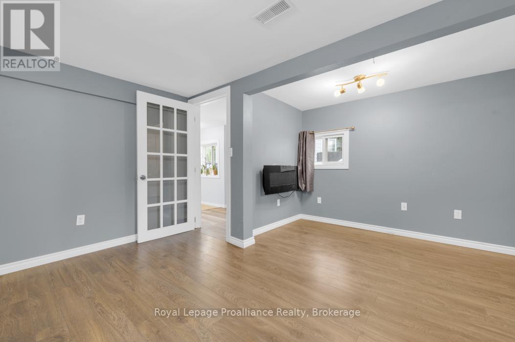 57 Albion Street, Belleville, Ontario  K8N 3R7 - Photo 14 - X13437982