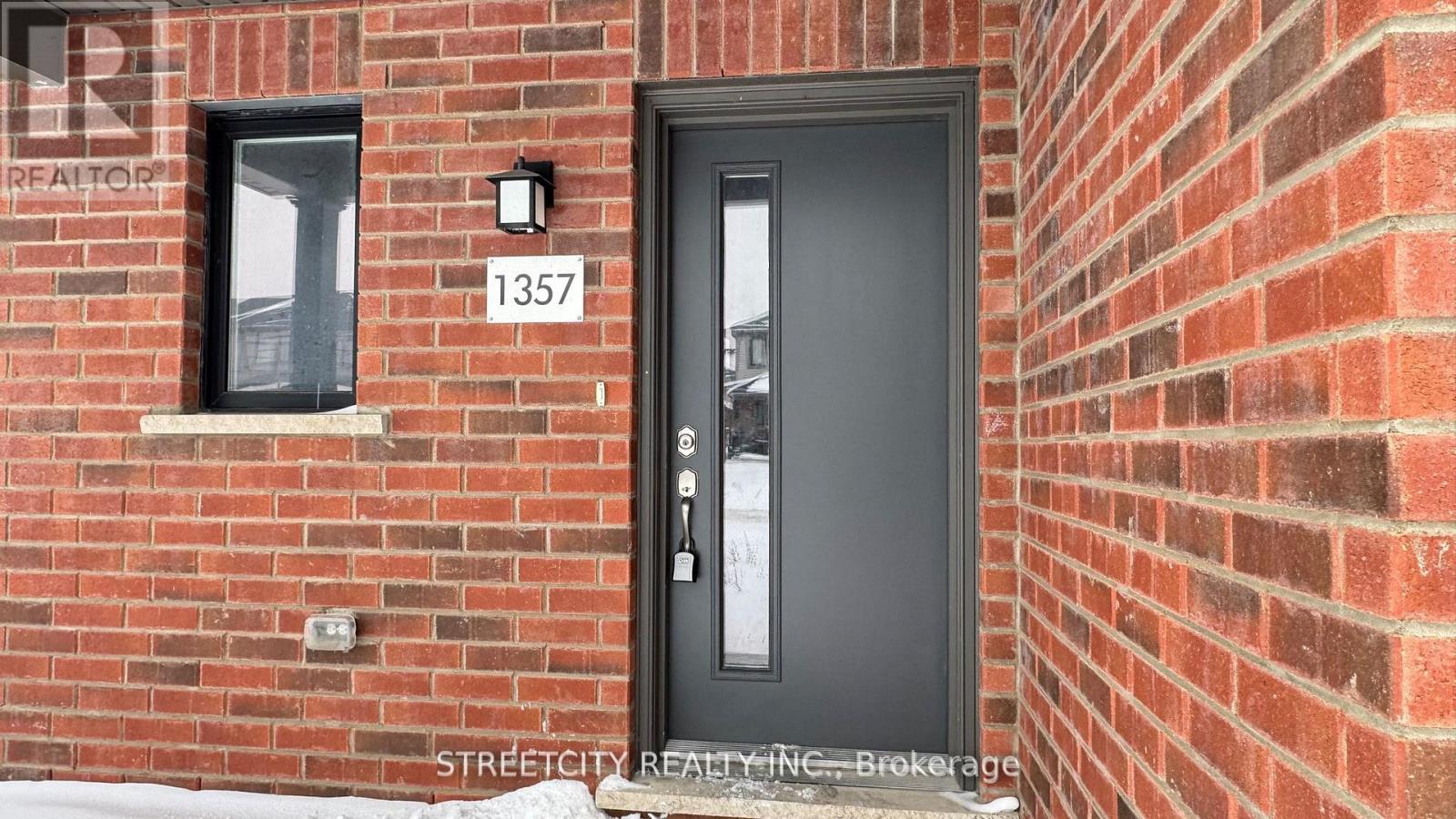 1357 Michael Circle, London East, Ontario  N5V 0B8 - Photo 2 - X13437992