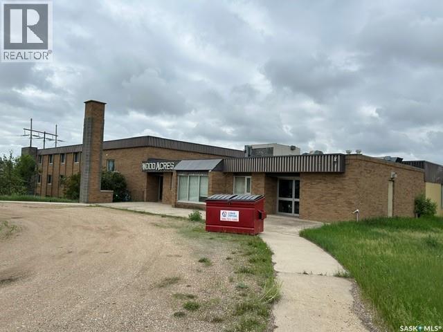 690 7th Avenue Se, Moose Jaw, Saskatchewan  S6H 6B1 - Photo 1 - SK039247