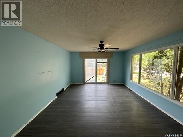 237 Windsor Avenue, Kamsack, Saskatchewan  S0A 1S0 - Photo 10 - SK039242