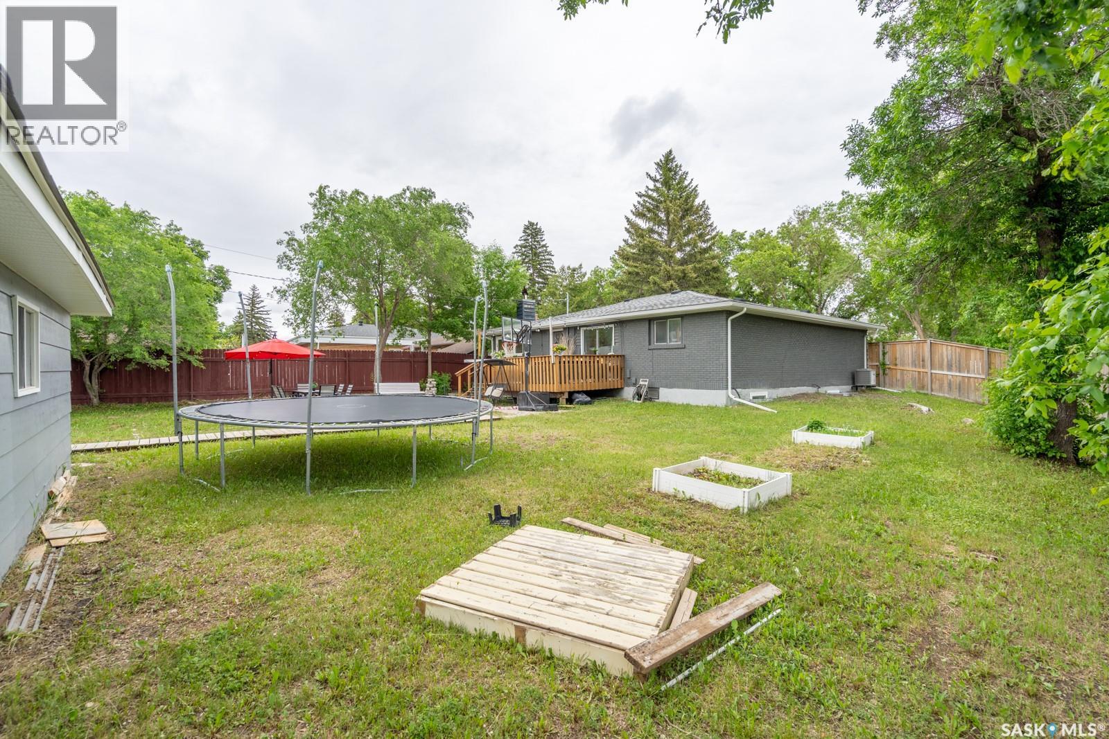3312 Portnall Avenue, Regina, Saskatchewan  S4S 2B6 - Photo 34 - SK039230