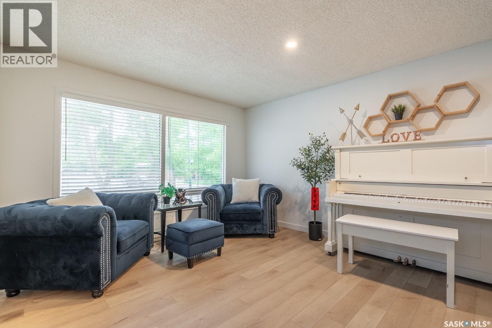 3312 Portnall Avenue, Regina, Saskatchewan  S4S 2B6 - Photo 4 - SK039230