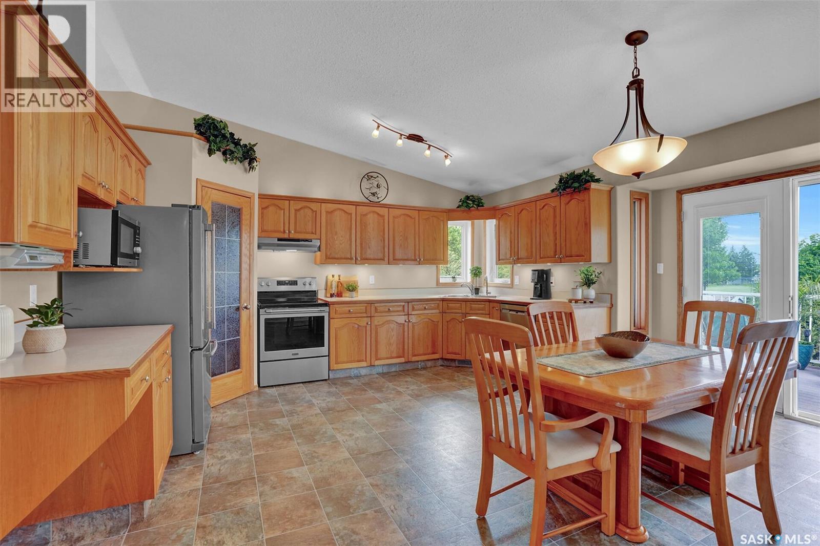 7002 Maple Wood Crescent, Regina, Saskatchewan  S4X 4J9 - Photo 8 - SK039138