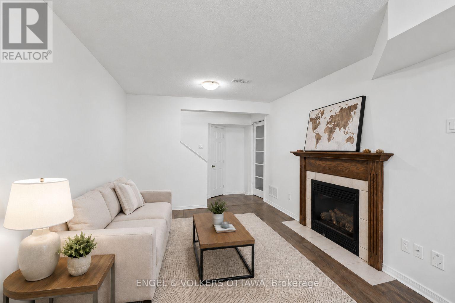 212 Macoun Circle, Ottawa, Ontario  K1T 0H9 - Photo 23 - X13437934