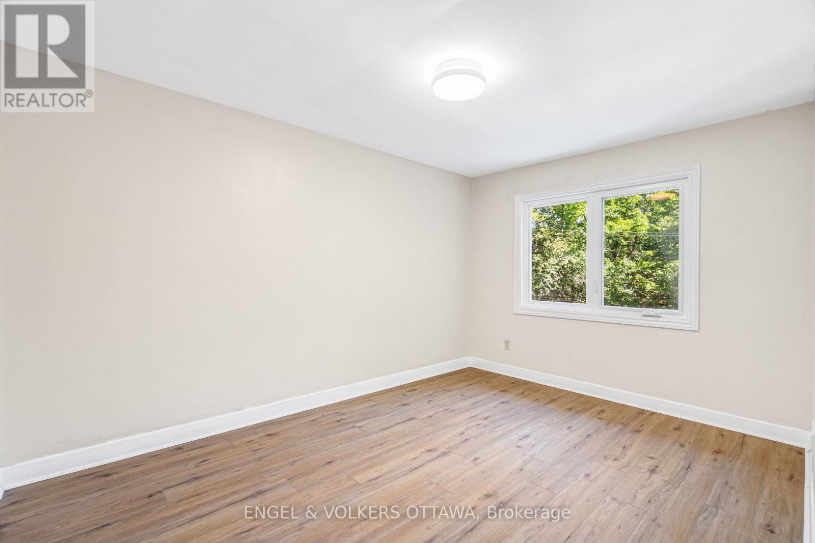 1402 Kilborn Avenue, Ottawa, Ontario  K1H 6L8 - Photo 20 - X13437940